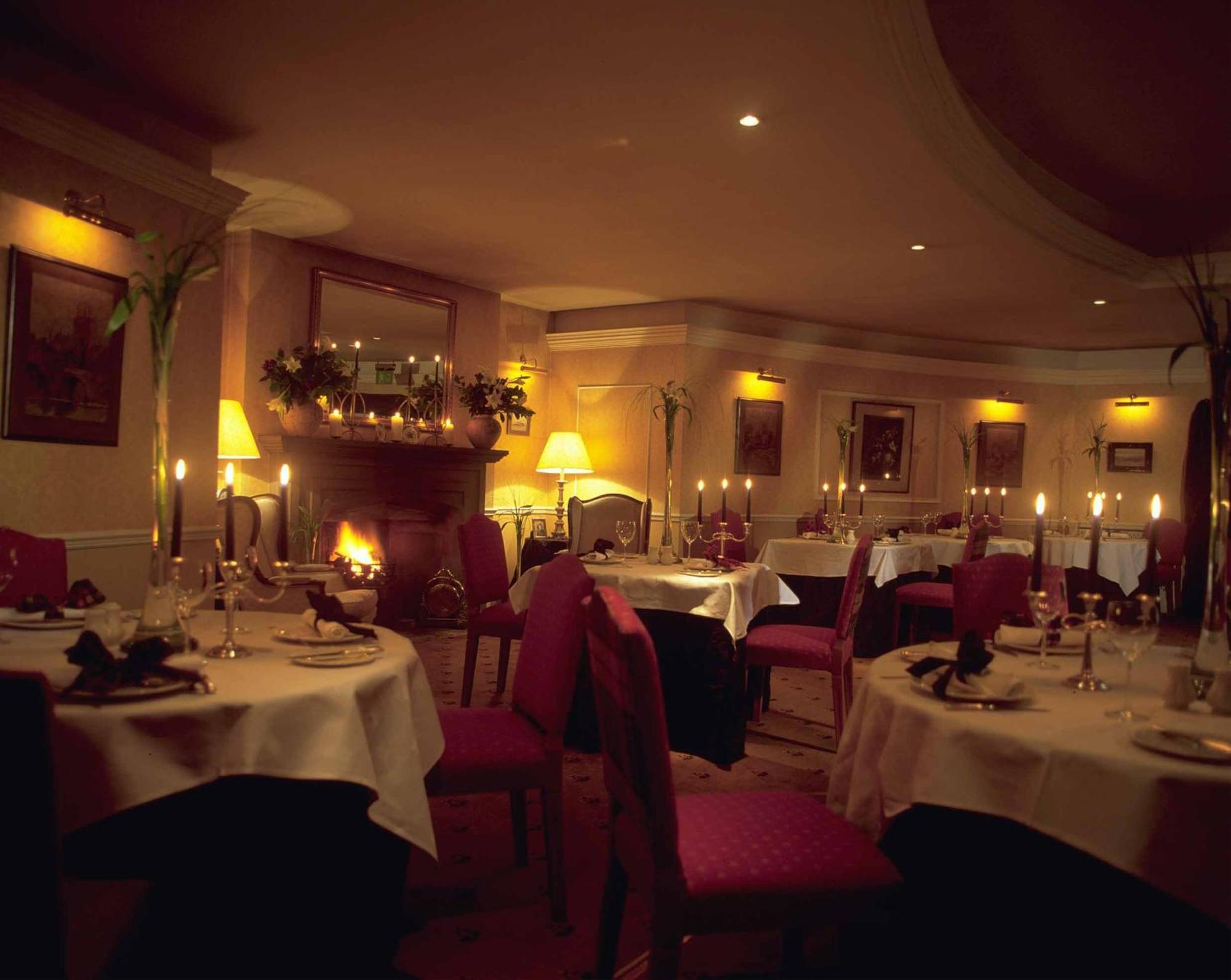 كالالندر Roman Camp Country House Hotel المطعم الصورة